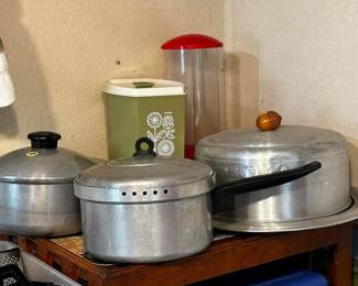 MCM cake keeper, cookware and canister set