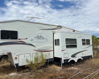 2012 Denali Dutchman 5th Wheel $12,000