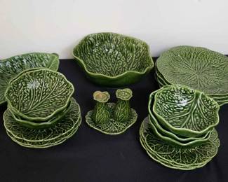 Green Cabbage Pattern Dishes 