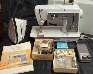 Singer Sewing Machine