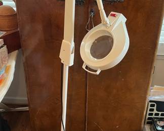 Magnifying Work Light