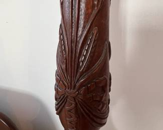 4 Poster Queen Bed Detail