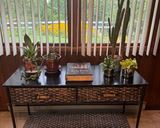 Wicker End Table with Plants 