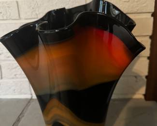 Large Ruffle Glass Vase