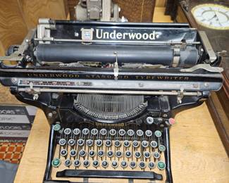 Vtg Underwood Standard #3 Typewriter!
