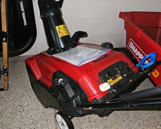 Toro Power Clear Snow Thrower #721!
