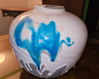 Artistic Pottery Drip Glaze Vase!
