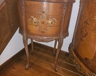 Cherry Wood French Provincial Hand Painted Lamp Table w/3 Drawers!
