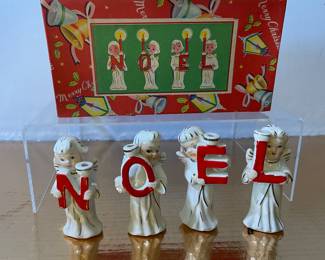NOEL Candleholders with box