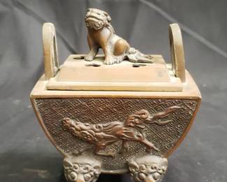 Lot # : 257 - Bronze Asian foo dog incense burner
