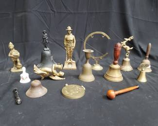 Lot # : 371 - Group of vintage bells etc
