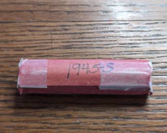Lot # : 524a - Roll of 1945-S Lincoln Wheat Cent coins. 
