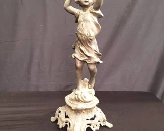 Lot # : 81 - Vintage brass candle holder
