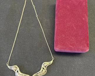 Lot # : 565z - Vintage 925 silver necklace

