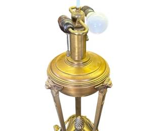 Lot # : 659 - Vintage French-style brass table lamp
