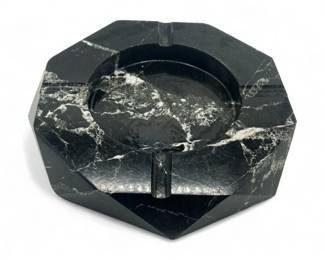 Lot # : 601a - Large vintage diamond cut marble cigar ashtray
