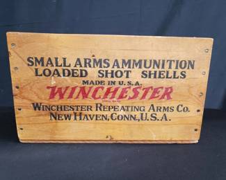 Lot # : 272 - Vintage Winchester ammo box
