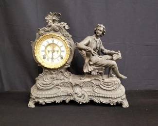 Lot # : 319 - Spelter mantel clock
