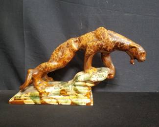 Lot # : 58 - Royal Haeger USA pottery jaguar
