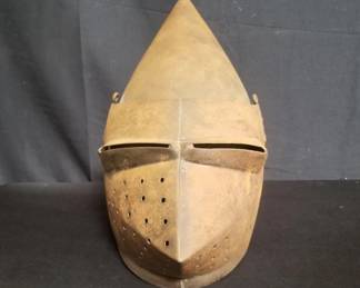 Lot # : 57 - Metal & leather houndskull bascinet-type
