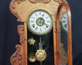 Lot # : 79 - Vintage Regulator mantel clock
