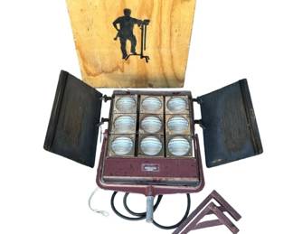 Lot # : 583 - Vintage Mole Richardson 9 light Molefay
