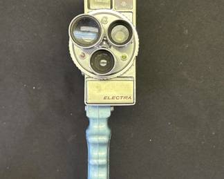 Lot # : 705 - Vintage Dejur Electra movie camera
