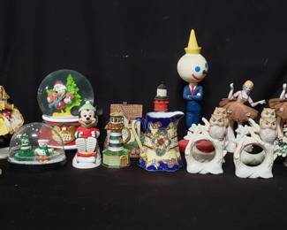 Lot # : 328 - Snow globes, napkin rings, pewter jewelry stand
