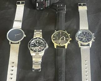 Lot # : 215u - Men’s watches lot

