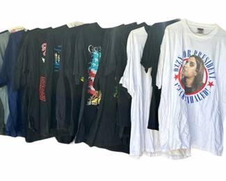 Lot # : 564 - Group of 15 assorted t-shirts
