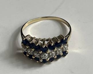 Lot # : 486 - 14k gold ring with diamonds
