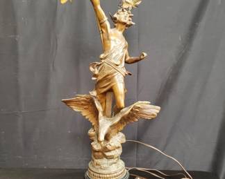 Lot # : 271 - Vintage spelter table lamp
