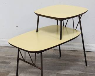 Lot # : 515 - Mid Century step back side table light yellow top
