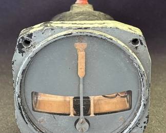 Lot # : 620z - VTG Bendix aircraft turn & bank indicator
