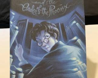 Lot # : 538 - "Harry Potter and the Order of the Phoenix" book
