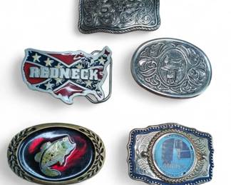 Lot # : 668a - Five belt buckles - casino Chip, "Redneck", Bass

