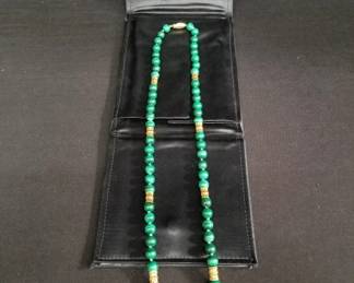 Lot # : 152 - 14kt gold malachite necklace
