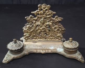 Lot # : 25 - Antique ornate brass inkwell
