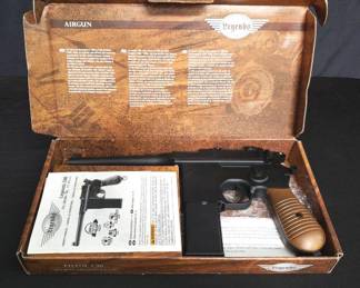 Lot # : 101 - Vintage legends C96 CO2 air gun
