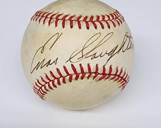 Lot # : 619 - Enos Slaughter autographed baseball
