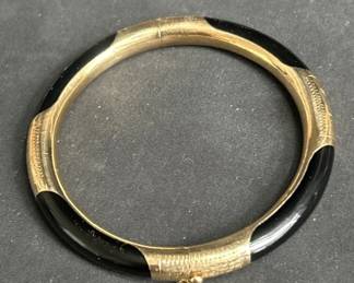 Lot # : 575 - Vintage 14k gold black bangle bracelet
