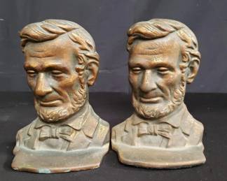 Lot # : 85 - Pair of President Lincoln brass book ends
