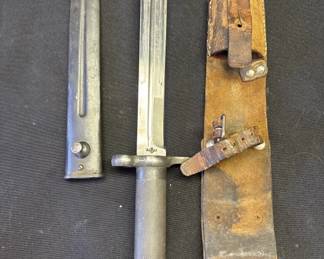 Lot # : 532z - Vintage military bayonet
