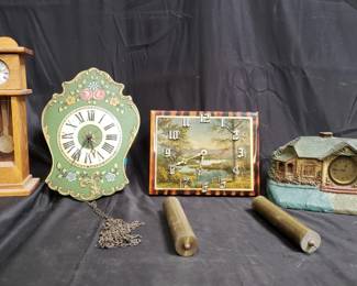 Lot # : 425 - Group of vintage assorted clocks
