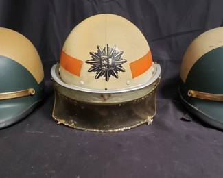 Lot # : 478 - Group of sheriff helmets
