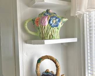 Ceramic Blue/White Teapot with Strawberry Design, World Bazaar Ceramic Flower Themed Teapot, Art Studio Majolica Frog Themed Teapot