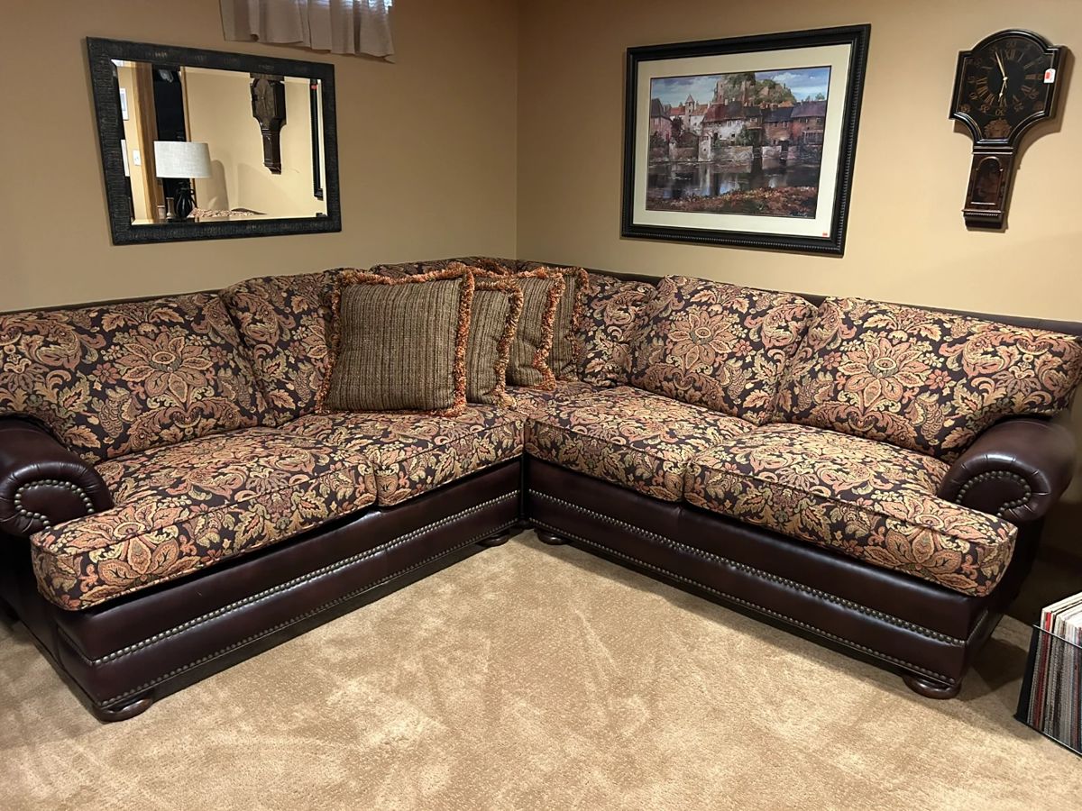 Massoud Sectional