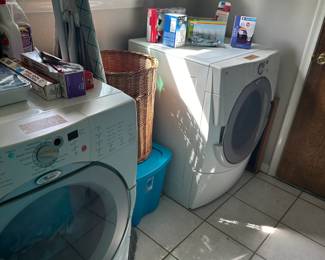 Whirlpool washer dryer set
