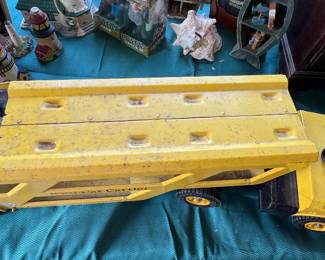 Tonka “Mighty Car Carrier”,
