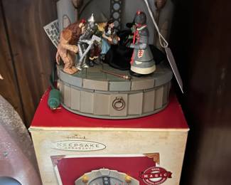 Wizard of Oz Hallmark Ornament w/Box,